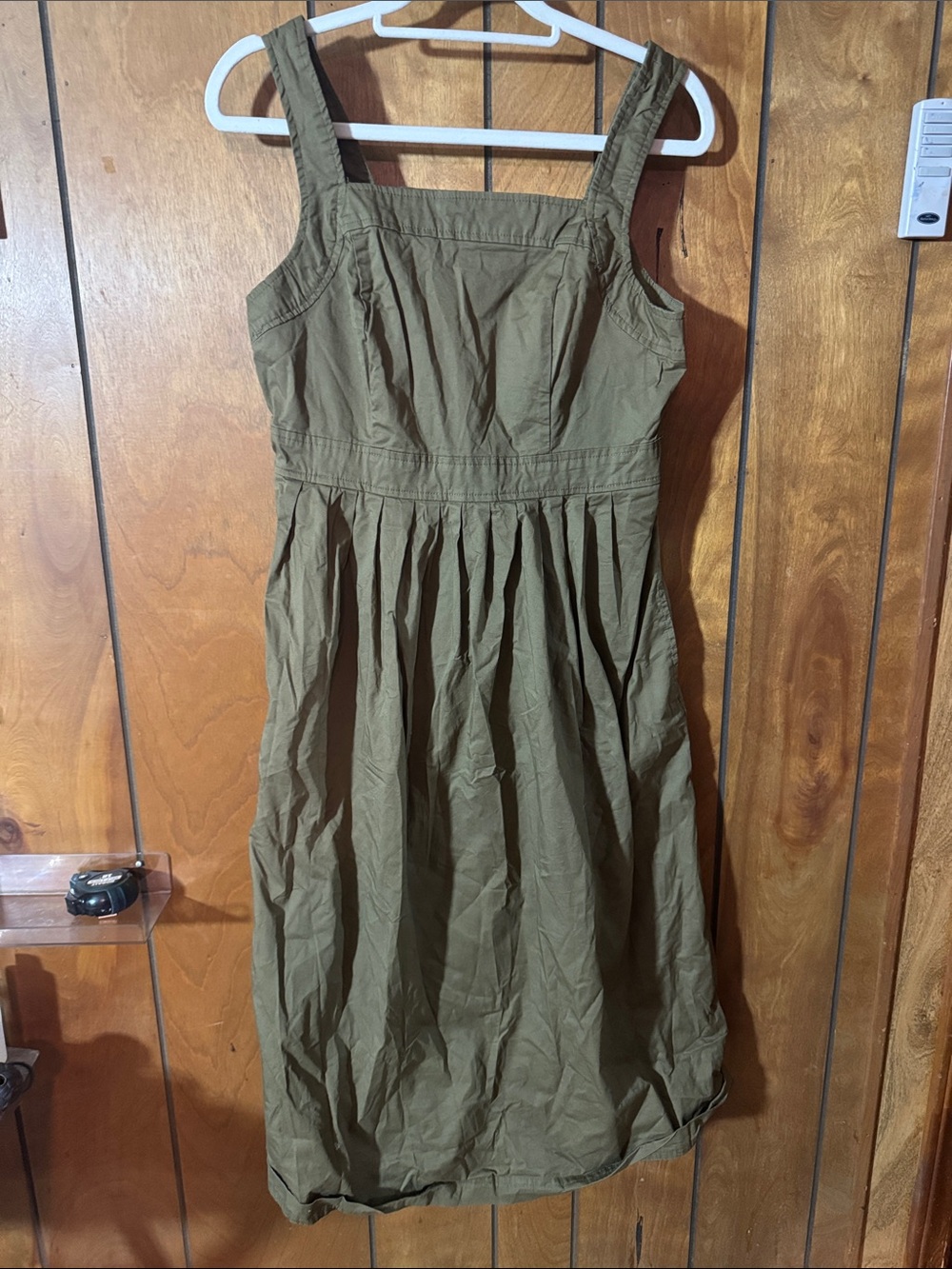 Knox Rose Olive Midi Dress with Pleated Skirt